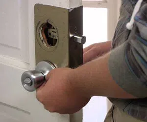 Baltimore Locksmith service Baltimore, MD 410-454-0100 - locksmith-12